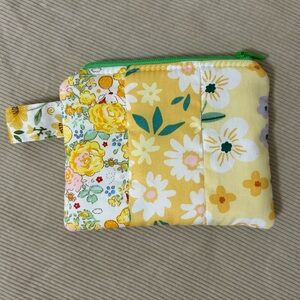 Handmade Quilted Mini Zipper Pouch | Floral Patchwork | Yellow Floral 6